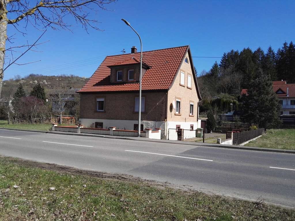 Immobilie in Mannweiler-Cölln - STOP! Wohnen alleine am See! - Bild 0