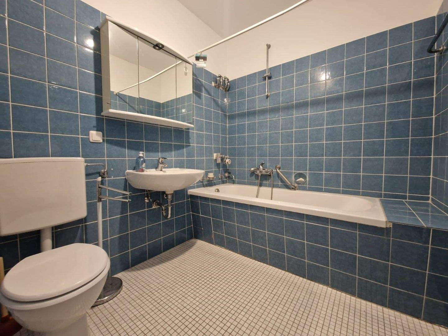 Immobilie in Bruchköbel - Kapitalanleger aufgepasst! Ein-Zimmerwohnung im 3.OG in ruhiger Lage  - Bild 2