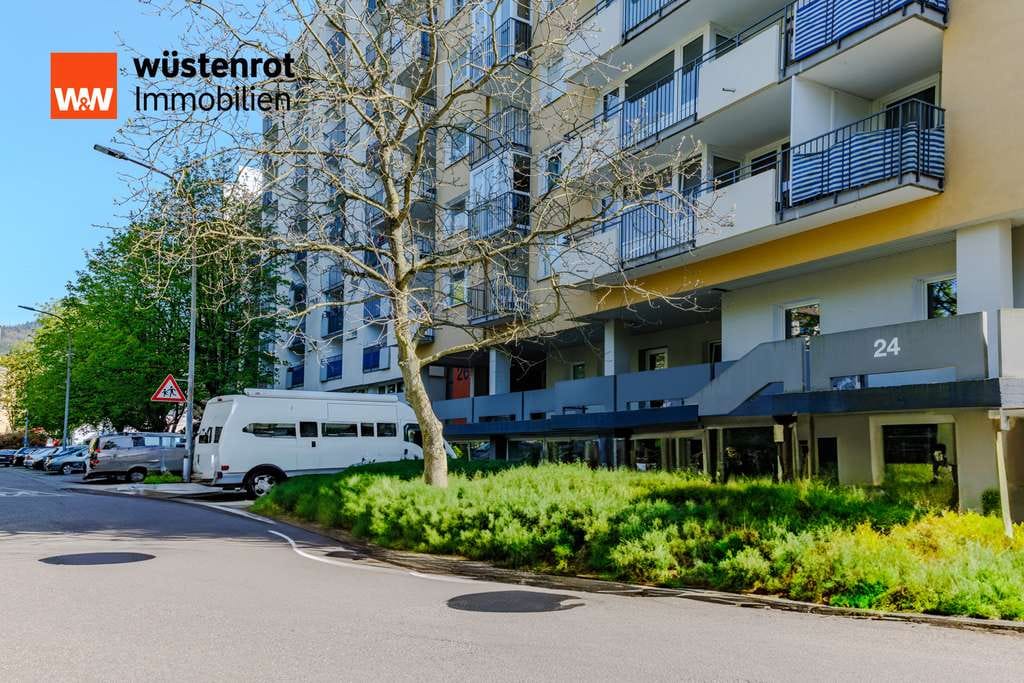 Immobilie in Freiburg im Breisgau - **Ruhiges Wohnen mit Substanz – Gepflegte 1-Zimmerwohnung in Freiburg-Zähringen** - Bild 0