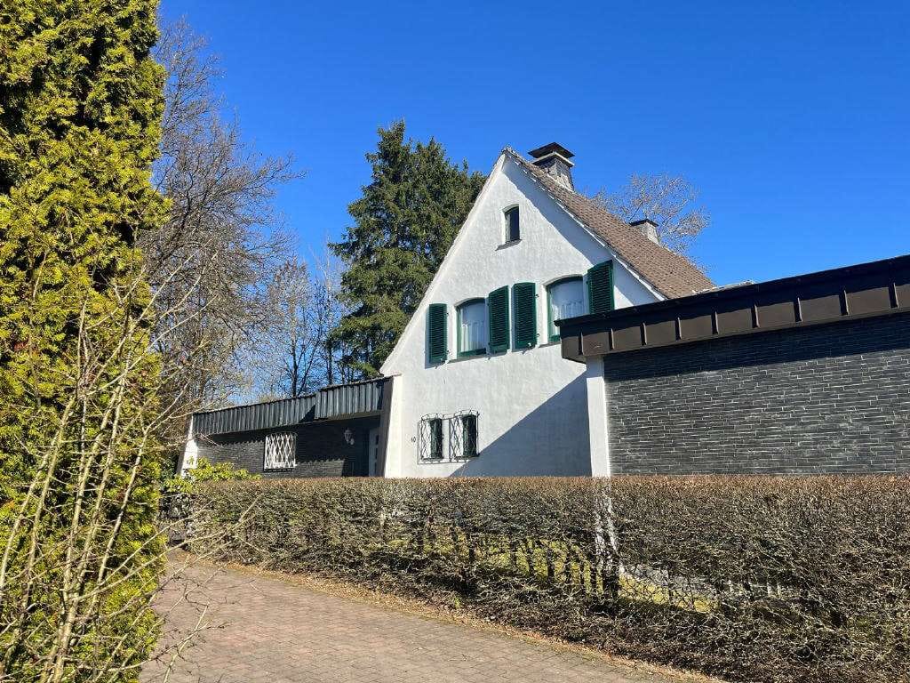 Immobilie in Medebach - / Stilvolles Einfamilienhaus in naturnaher Lage! - Bild 2