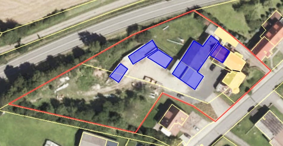 Immobilie in Weitramsdorf - Attraktiver Wohn- Gewerbekomplex auf großem Grundstück zu verkaufen - Bild 0