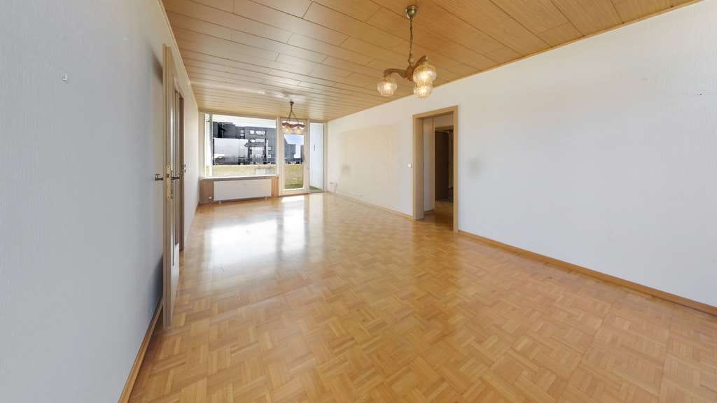 Immobilie in Ratingen - Ankommen & Wohlfühlen - Drei großzügige Zimmer, Tiefgaragenstellplatz und Aufzug!  - Bild 2