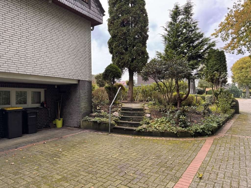 Immobilie in Bösel - Zweifamilienhaus mit parkähnlichem Grundstück in traumhafter Lage in Bösel - Bild 3