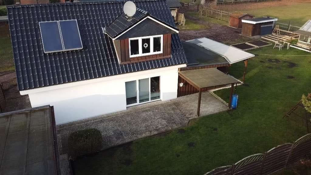 Immobilie in Hartenholm - Modernisiertes 5-Zimmer-Haus mit Garage in Hartenholm (Kreis Segeberg) - Bild 1