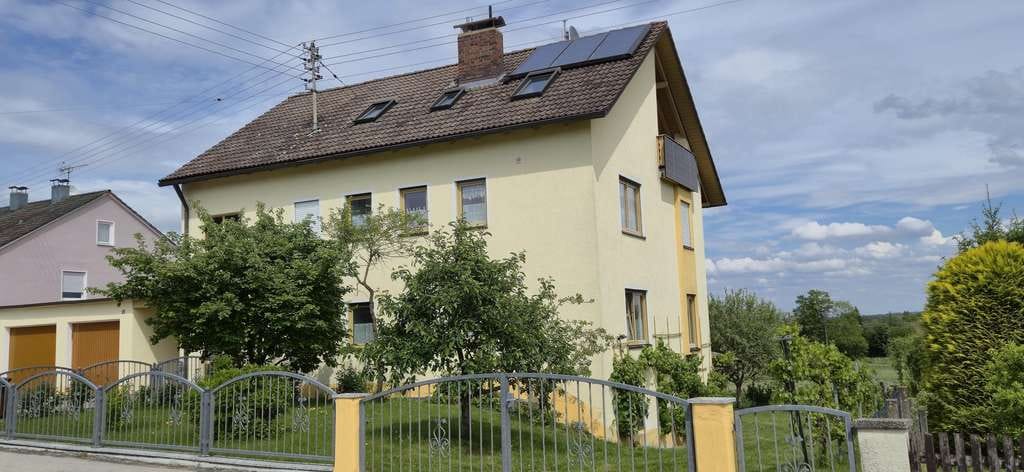 Immobilie in Biberbach - Dreifamilienhaus mit Weitblick - Bild 4