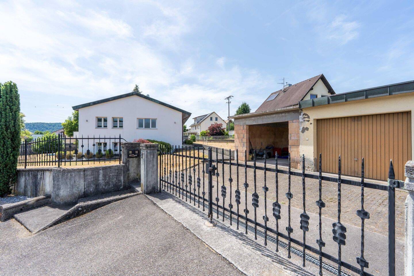 Immobilie in Laufenburg (Baden) - Design trifft Weitläufigkeit: Modernisierte Wohnperle mit 233 qm Wohnfläche - inkl. Video! - Bild 3