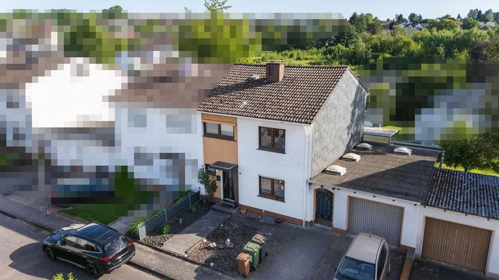 Immobilie in Höhr-Grenzhausen - Doppelhaushälfte in Höhr-Grenzhausen - Bild 1