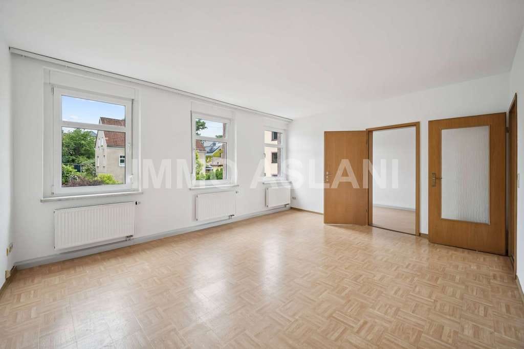 Immobilie in Hainichen - Ideal für Eigennutzer & Kapitalanleger: Gepflegtes Zweifamilienhaus mit Garten und Potenzial - Bild 3