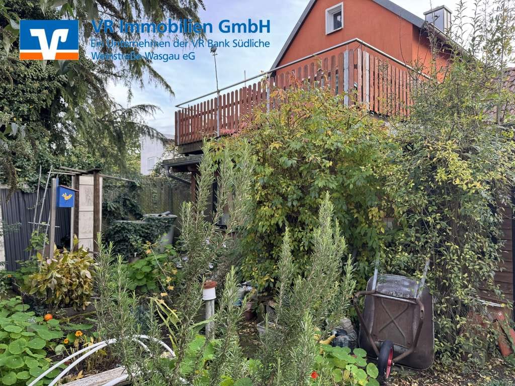Immobilie in Billigheim-Ingenheim - Umfangreich modernisiertes und gepflegtes Wohnhaus mit eigenem Garten - Bild 1