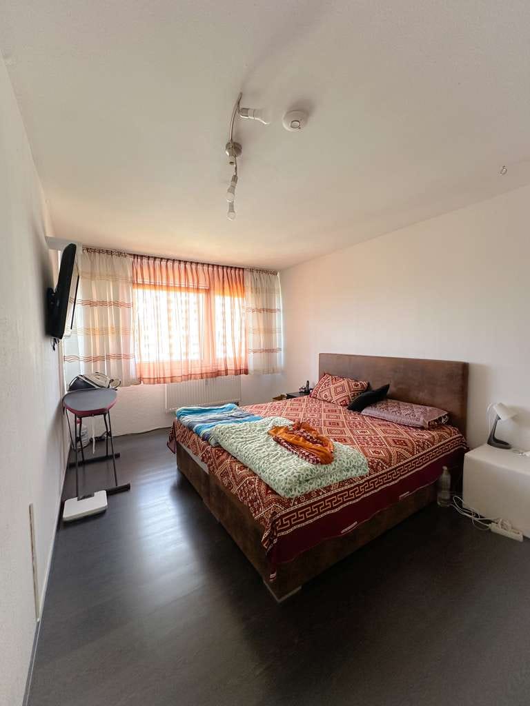 Immobilie in Köln - 4-Zimmer Kapitalanlage mit großer Dachterrasse - Bild 2
