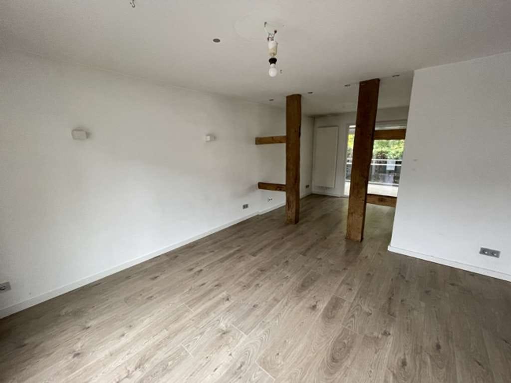 Immobilie in Adelebsen - Großzügiges und ansprechendes Einfamilienhaus in naturnaher Umgebung in einem Ortsteil von Adelebsen - Bild 1