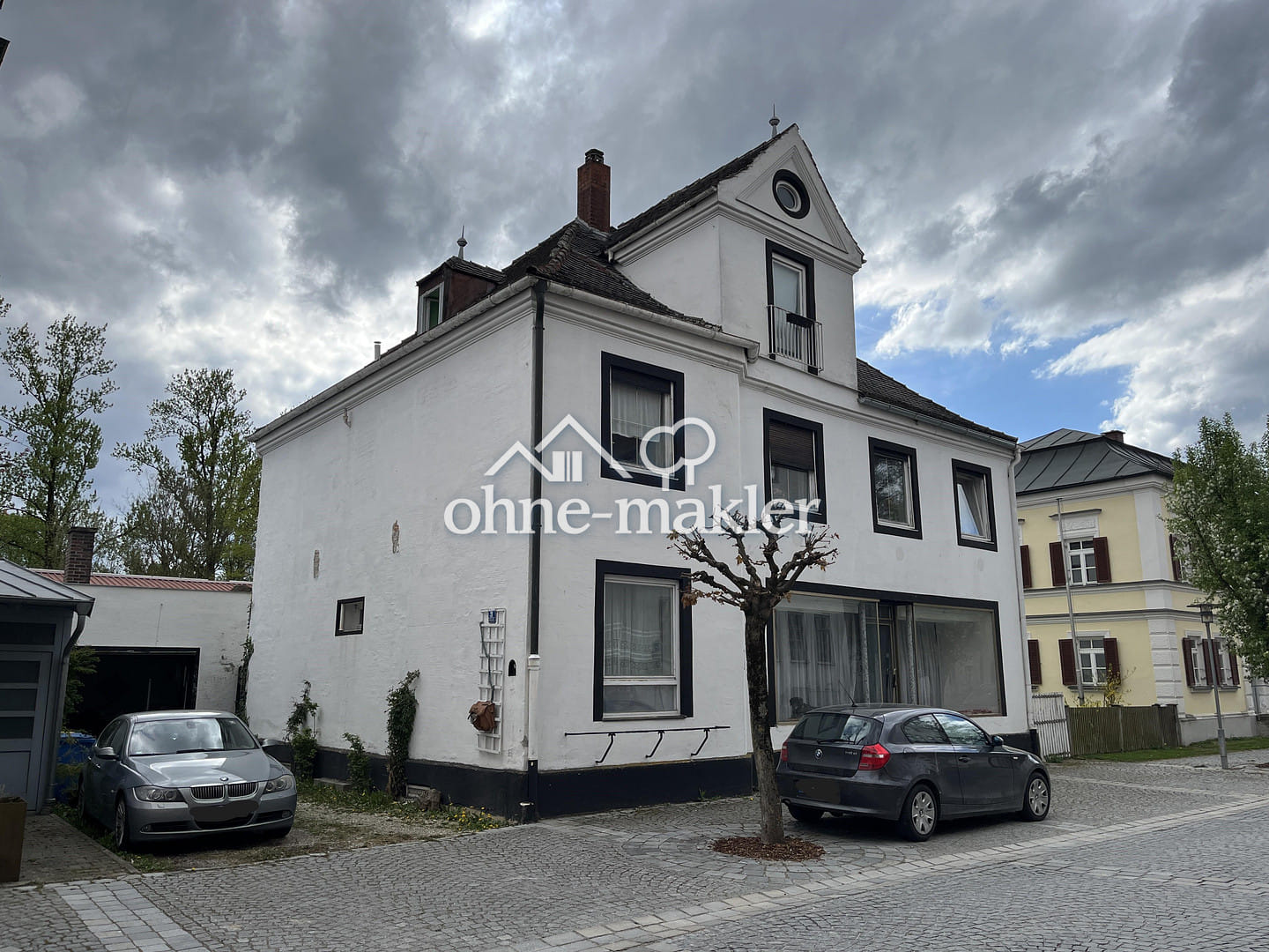 Immobilie in Gangkofen - Zentrales Wohn- und Geschäftsgebäude mit Gewerbehalle und PV-Anlage - Bild 1