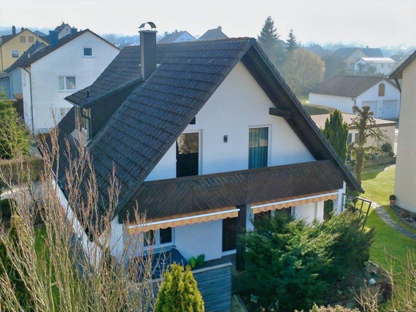 Immobilie in Pirk - Lassen Sie sich diese Chance nicht entgehen - TOP gepflegtes Einfamilienhaus zum sofortigem Einzug - Bild 2