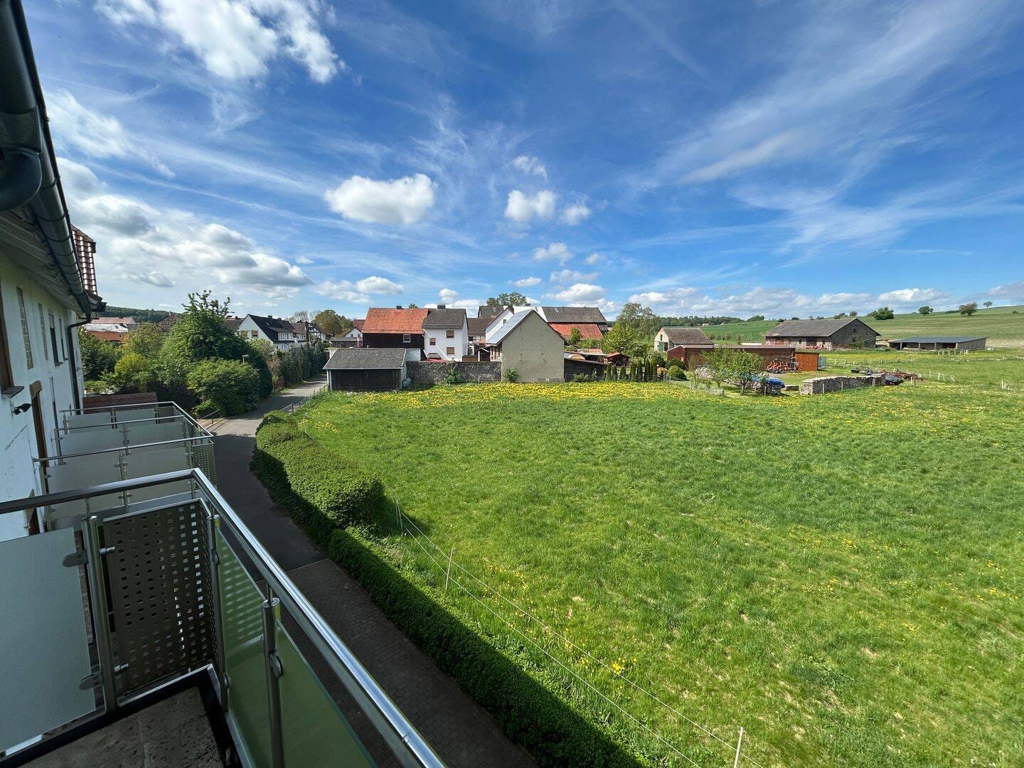 Immobilie in Homberg - DAS FAMILIENHAUS FÜR ZWEI GENERATIONEN! KEINE KÄUFERPROVISION! - Bild 1