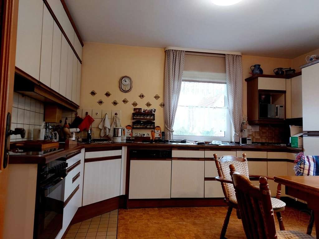 Immobilie in Bad Brückenau - Ihr neues Zuhause: 249 m2 Wohnfläche EFH mit Garten und Garage in Bad Brückenau - Bild 3
