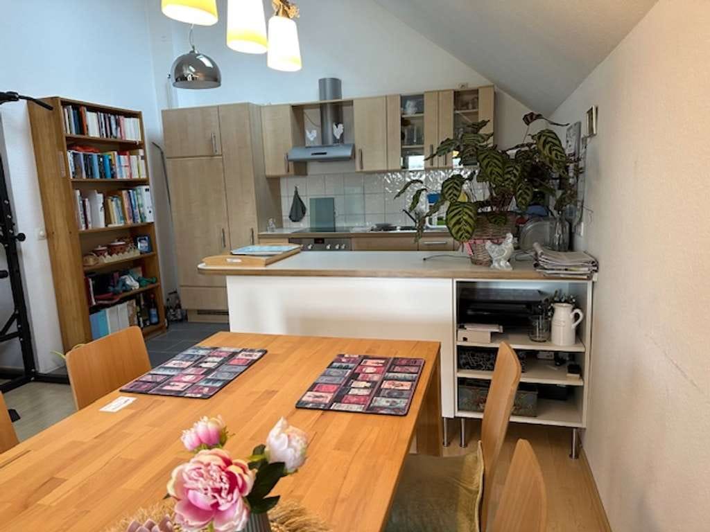 Immobilie in Neu-Anspach - Gepflegte 3-Zimmer-Wohnung im 1. Obergeschoss - Bild 1