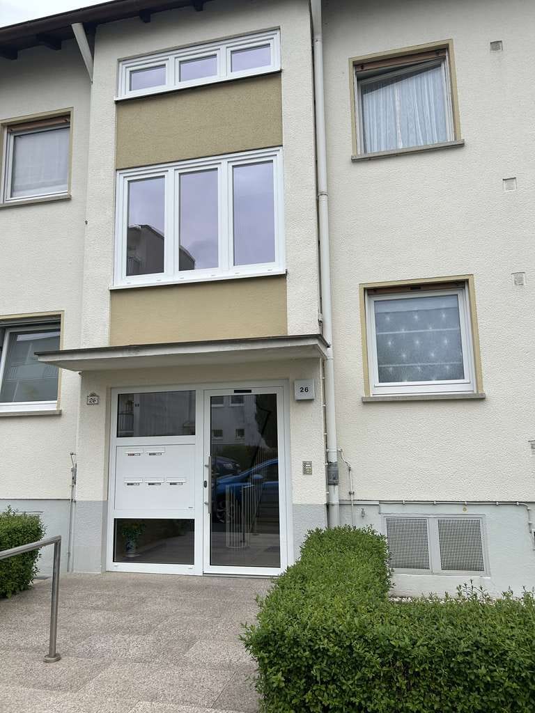 Immobilie in Bad Kissingen - Renovierungsbedürftige 3-Zimmer-Wohnung mit Balkon - Bild 1
