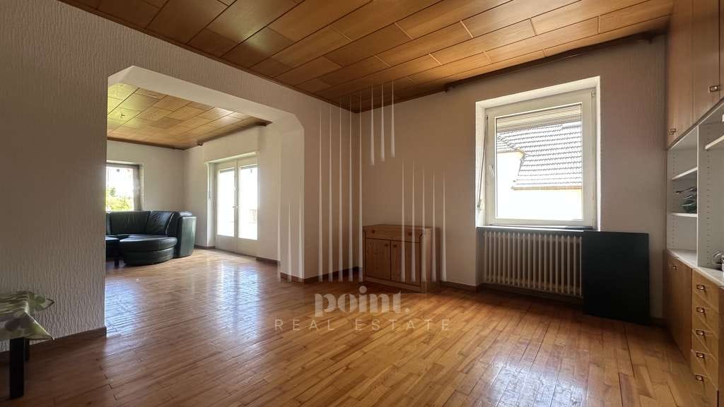 Immobilie in Altenkirchen - Großzügiges Einfamilienhaus mit Garten und Terrasse, voll unterkellert - Bild 1