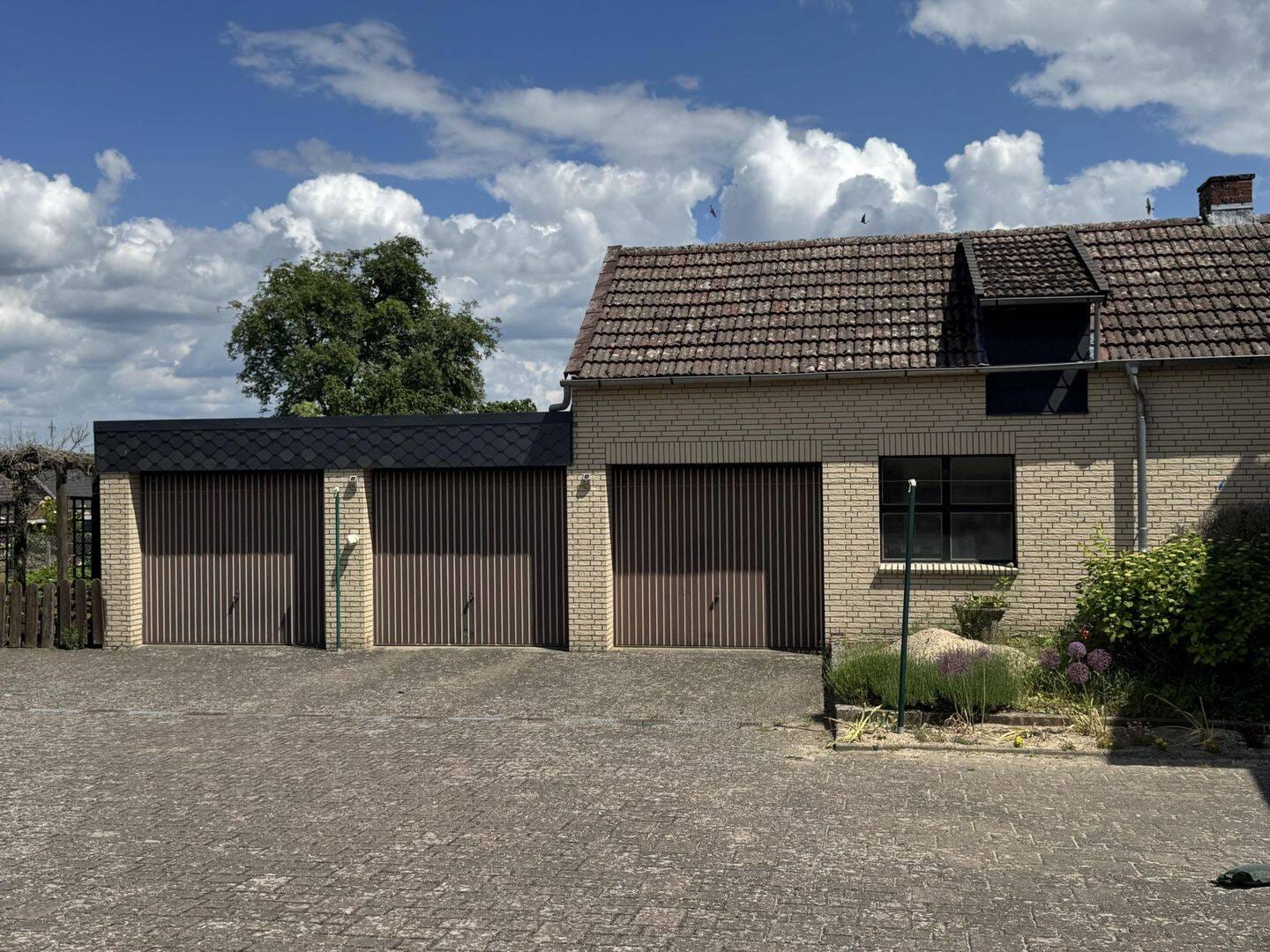 Immobilie in Suhlendorf - Familienfreundliches Einfamilienhaus mit großzügigem Raumangebot in Suhlendorf - Bild 2