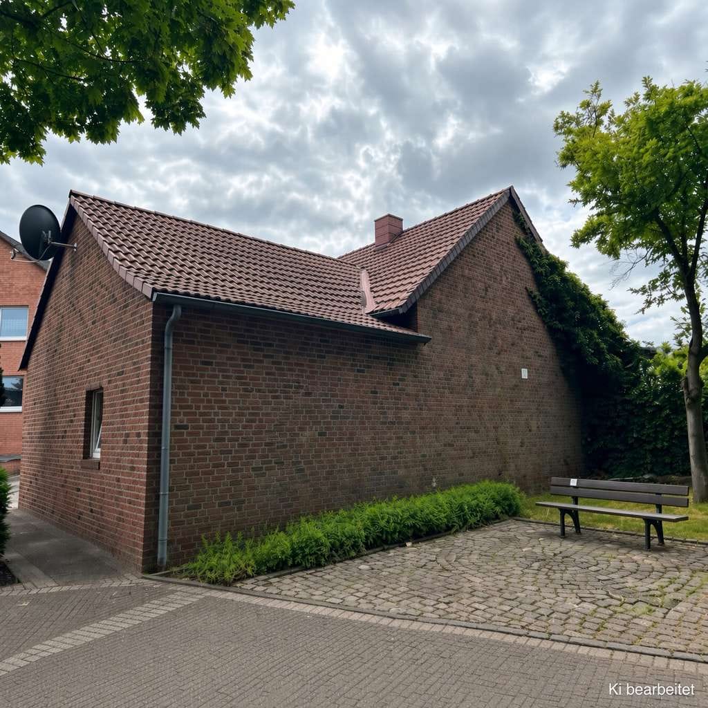 Immobilie in Wassenberg - Freistehendes Einfamilienhaus mit Garten zur Sanierung in Wassenberg-Effeld • Provisionsfrei• - Bild 3