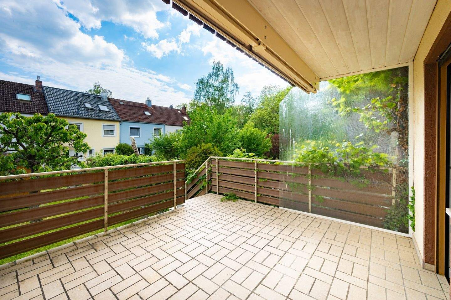 Immobilie in Rottendorf - Reihenmittelhaus in Rottendorf mit Garten, Garage & viel Gestaltungsspielraum - Bild 3
