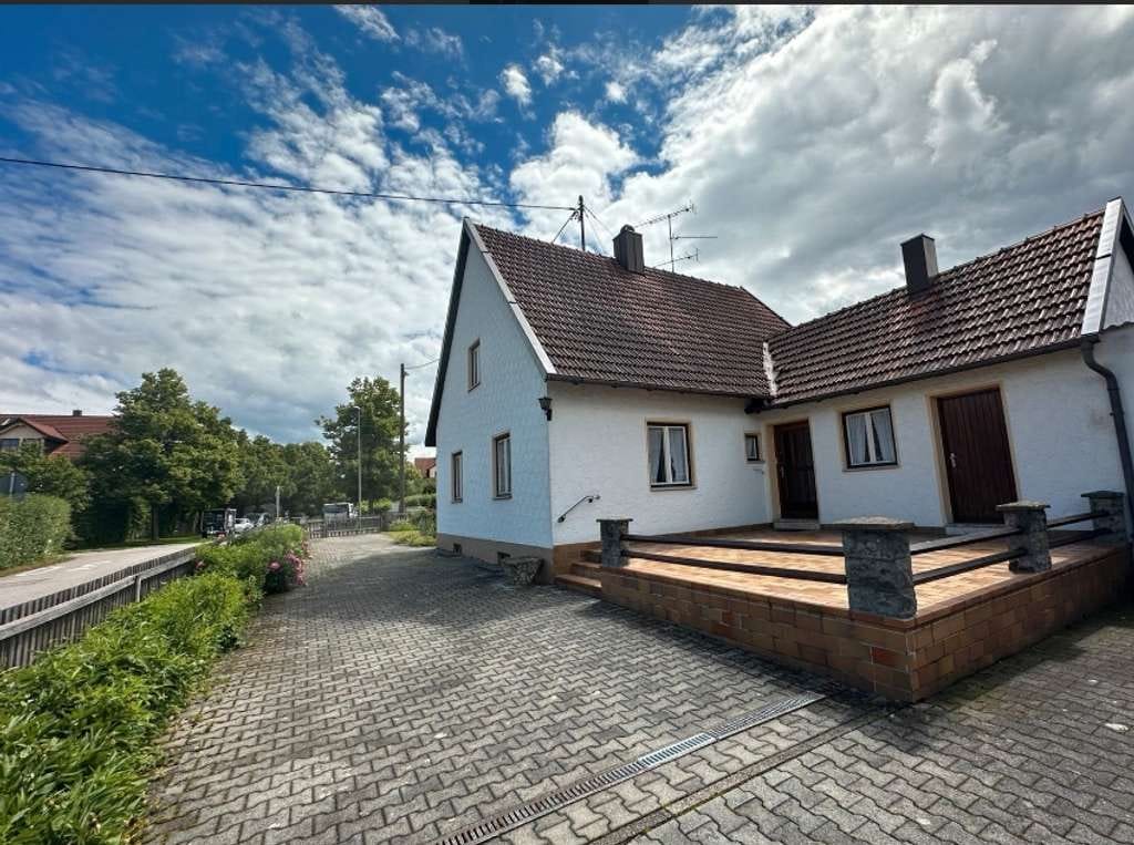 Immobilie in Forstern - Eckgrundstück mit 650 m² mit ein Einfamilienhaus in Forstern zu verkaufen - Bild 2