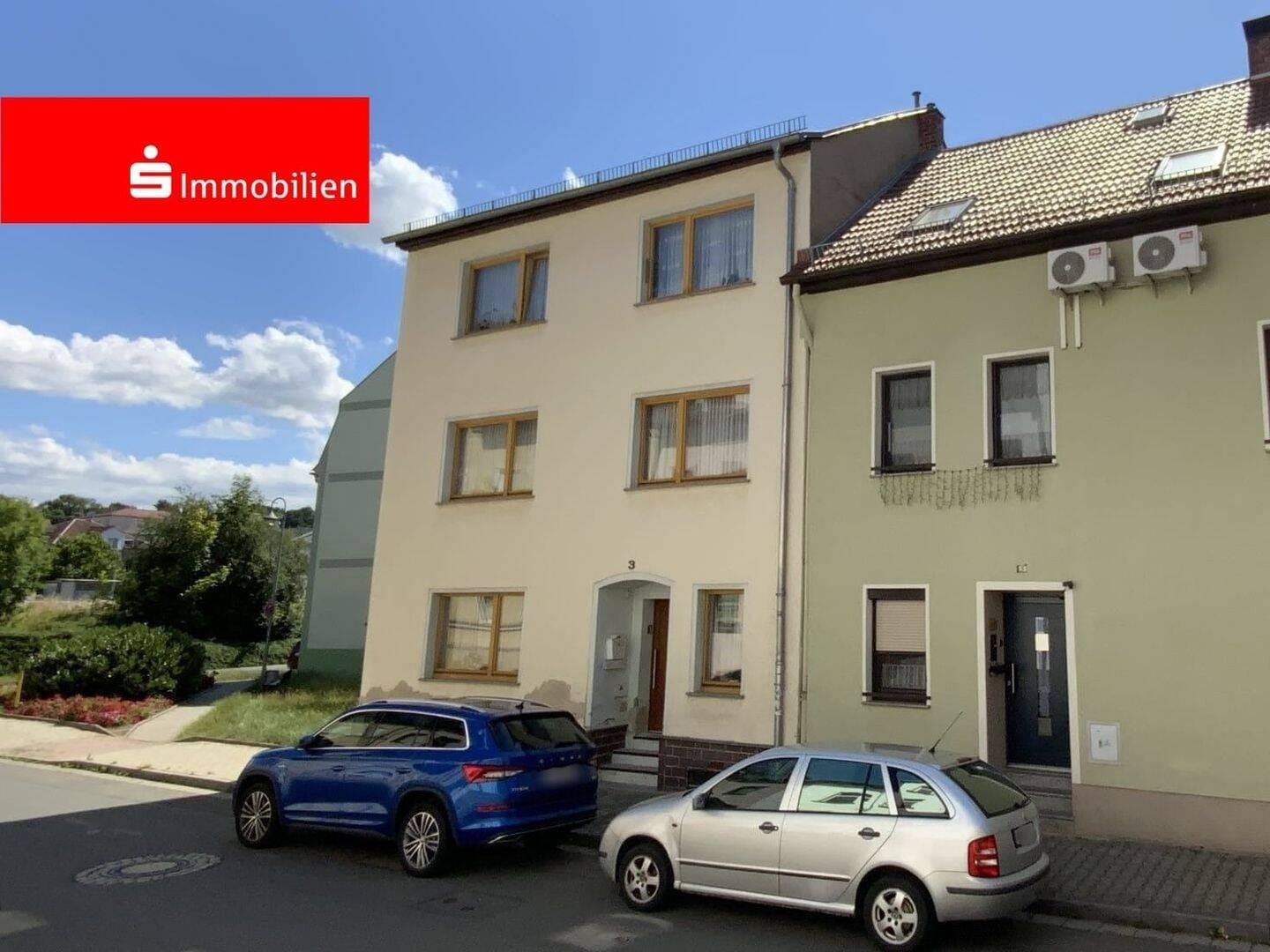 Immobilie in Schmölln - Einfamilienhaus mit Einliegerwohnung in zentraler Lage - Bild 1