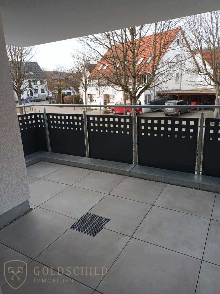 Immobilie in Dettingen unter Teck - Neuwertige TOP 2,5 Zimmer Wohnung in Dettingen u. T. -  Barrierefrei - Bild 0