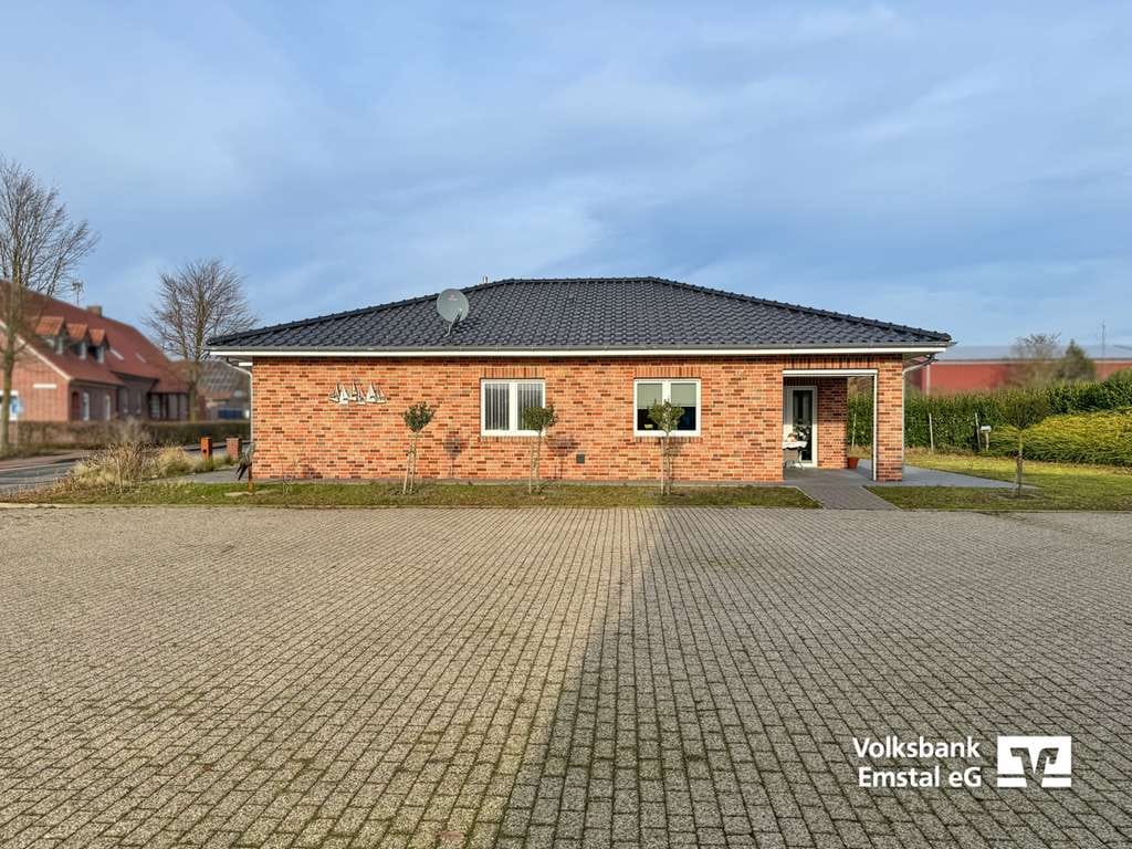 Immobilie in Sustrum - Alles auf einer Ebene: Komfortabler Bungalow mit Terrasse & Carport - Bild 4
