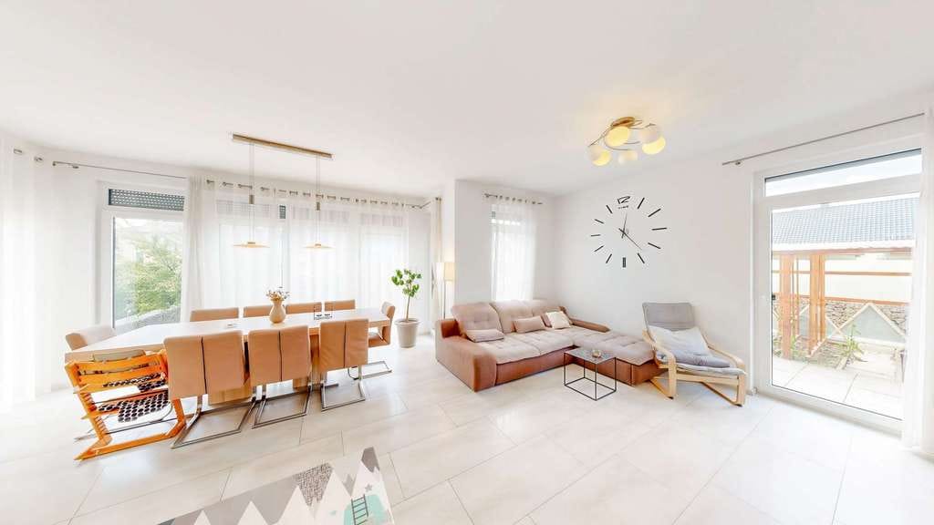 Immobilie in Kist - Modernes Einfamilienhaus mit Wohlfühlfaktor – Energieeffizient, lichtdurchflutet, familienfreundlich - Bild 1