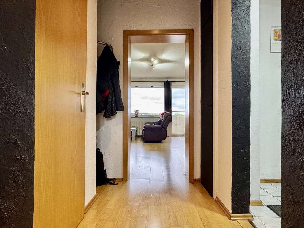 Immobilie in Wunstorf - RUDNICK bietet ZENTRALE LAGE: Schöne 1-Zimmer Wohnung mit Balkon und Lift - Bild 2
