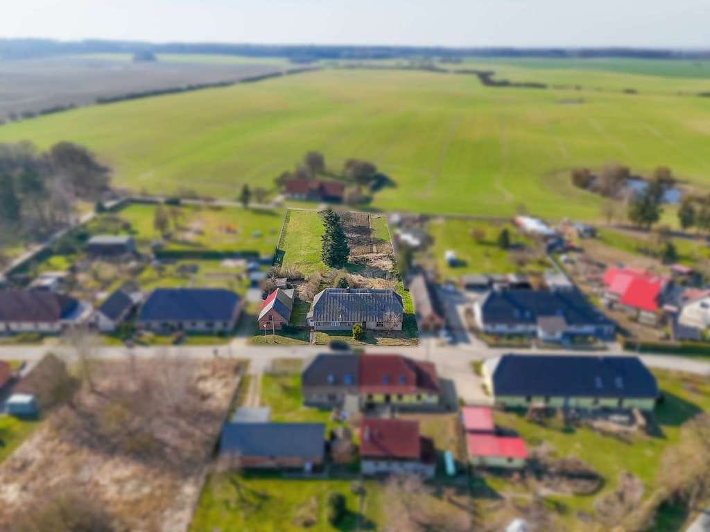 Immobilie in Gültz - Zwei Doppelhaushalten mit 3.820 qm Land in ruhiger Lage - Mecklenburgische Seenplatte - Bild 0