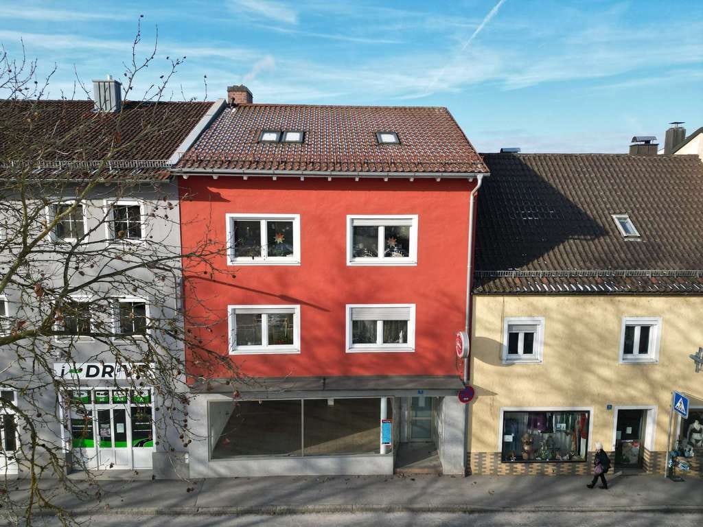 Immobilie in Vilshofen an der Donau - Gepflegtes Wohn- und Geschäftshaus mit starkem Brutto-Renditepotenzial von nahezu 7 % - Bild 0