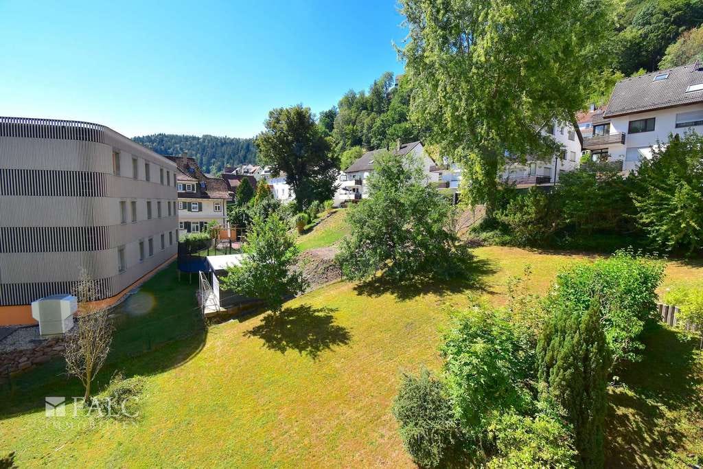 Immobilie in Bad Liebenzell - Modernes 1-Zimmer Appartement mit traumhaften Ausblick - als Kapitalanlage oder zur Selbstnutzung - Bild 4