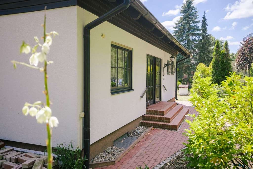Immobilie in Borkheide - Geräumiges Ein-/Zweifamilienhaus, großes Grundstück, Doppelgarage, Pool, Vollkeller - Provisionsfrei - Bild 4