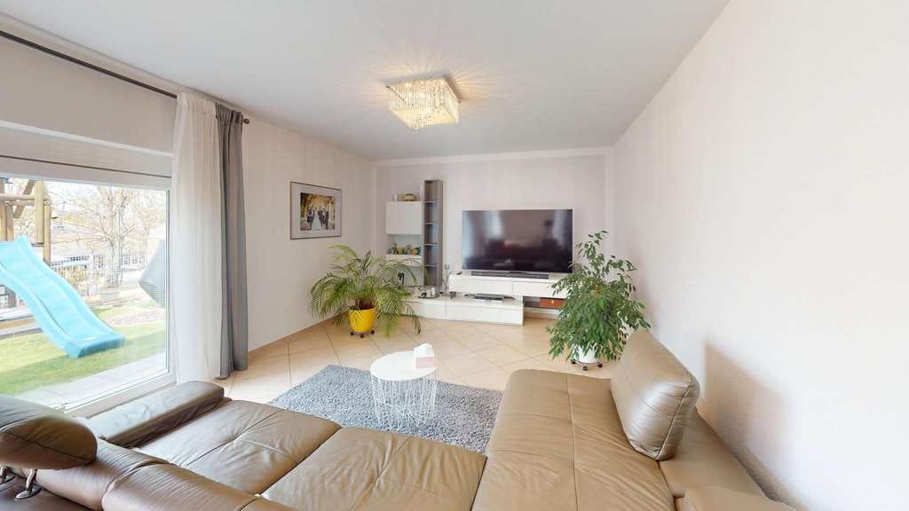 Immobilie in Miehlen - Exklusiver Familienbungalow mit Gartenidylle, Sauna und nachhaltiger Energietechnik - Bild 4
