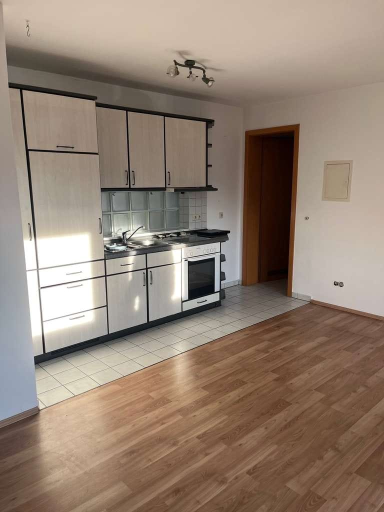 Immobilie in Weilheim an der Teck - Helle 1 Zimmer-Wohnung mit Aufzug in der Stadtmitte von Weilheim-Teck - Bild 1