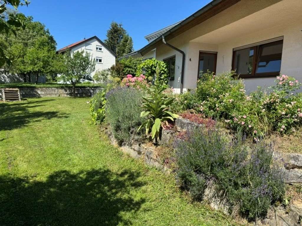 Immobilie in Ofterdingen - 1-2-Familienhaus mit großem Grundstück in Ofterdingen - Bild 3