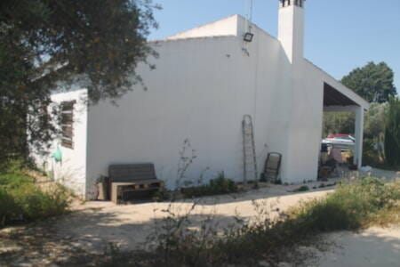 Immobilie in Mittelnkirchen - Haus Finca mit Pool und Stadt Strom in Top Lage, 30 Minuten zum Strand und Yachthafen. - Bild 2