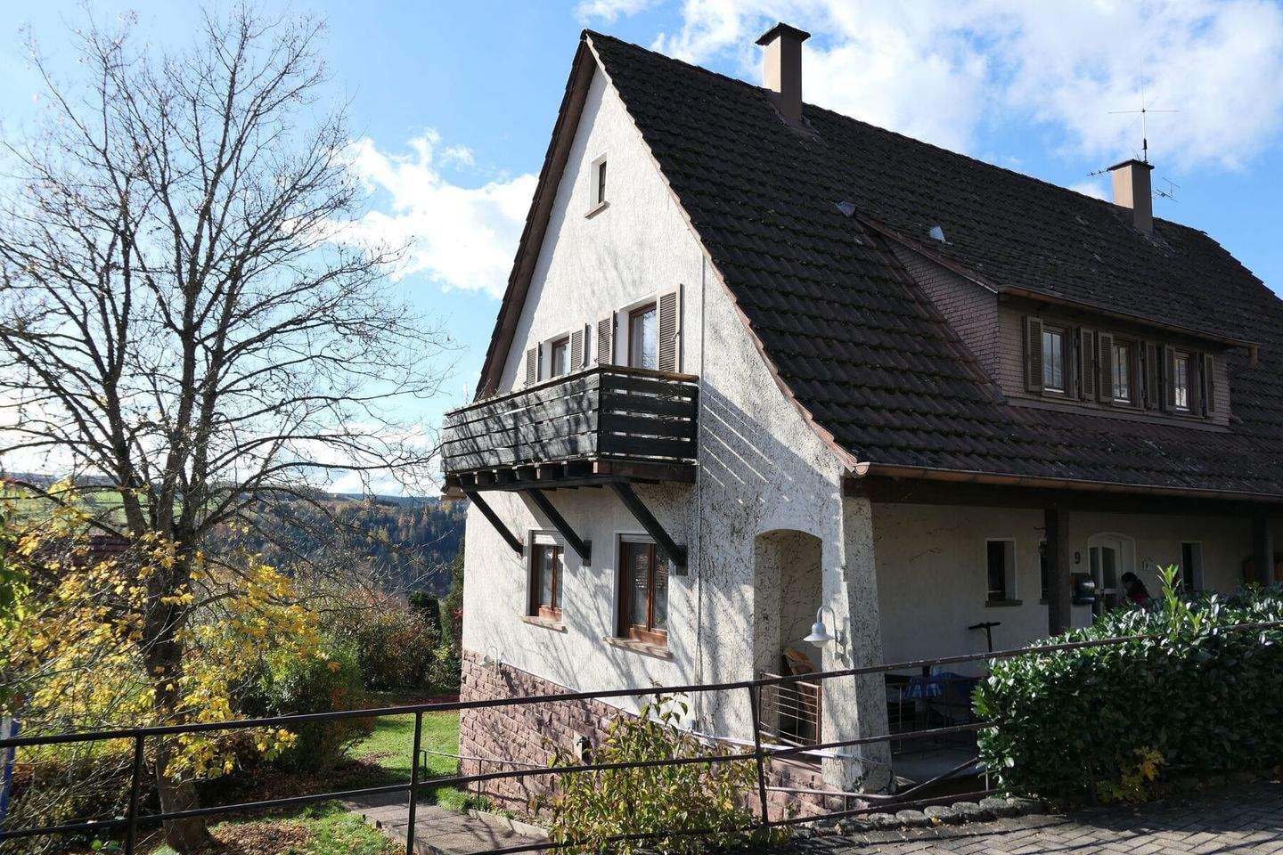 Immobilie in Altensteig - ++++Ein- bis Zweifamilienhaus in bester Lage +++ü - Bild 3