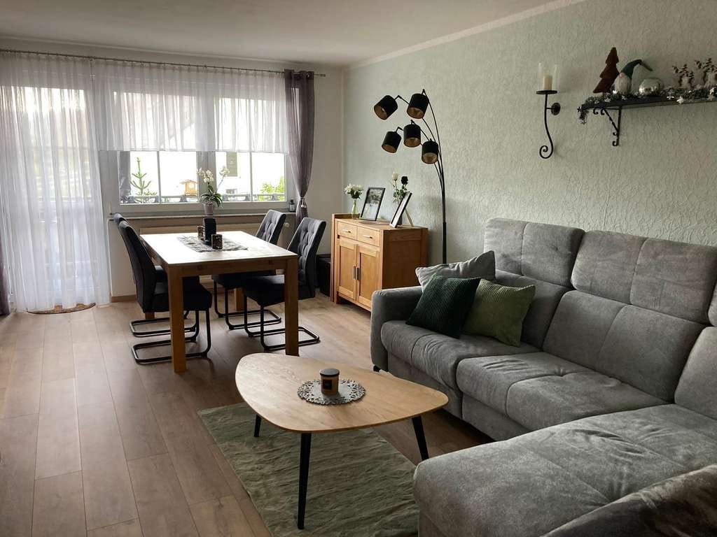 Immobilie in Ensch - 108qm Wohntraum: 5-Zimmer-Wohnung mit Balkon &Panoramablick an der Mosel  - Bild 0