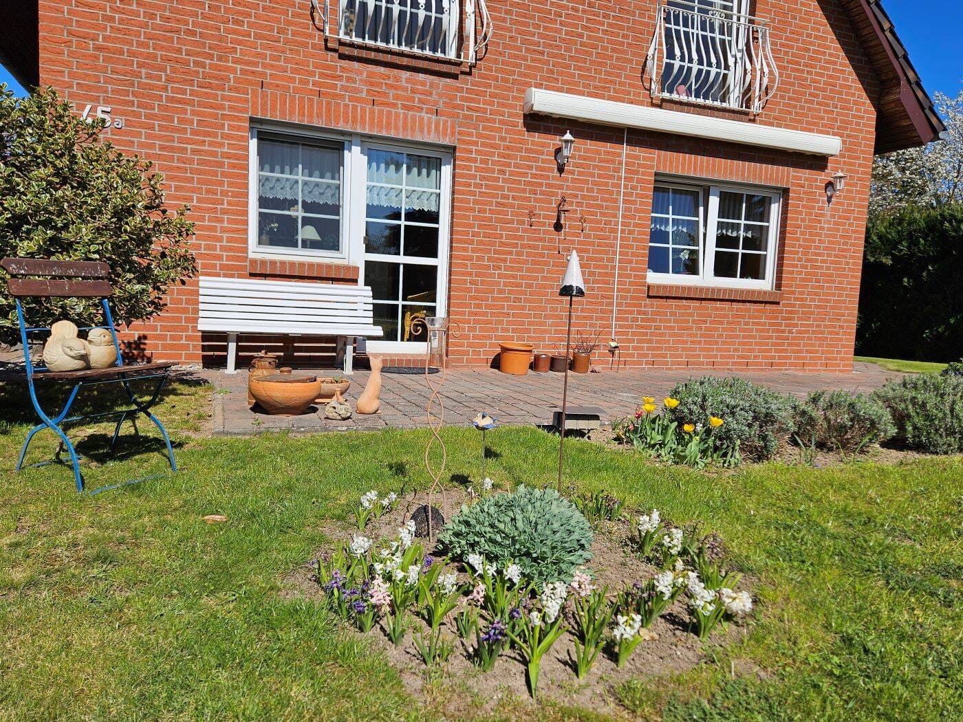 Immobilie in Butzow - Zwei km vor der Stadt! Haus, Hof mit Garten,Garagen u. Carport - Bild 4