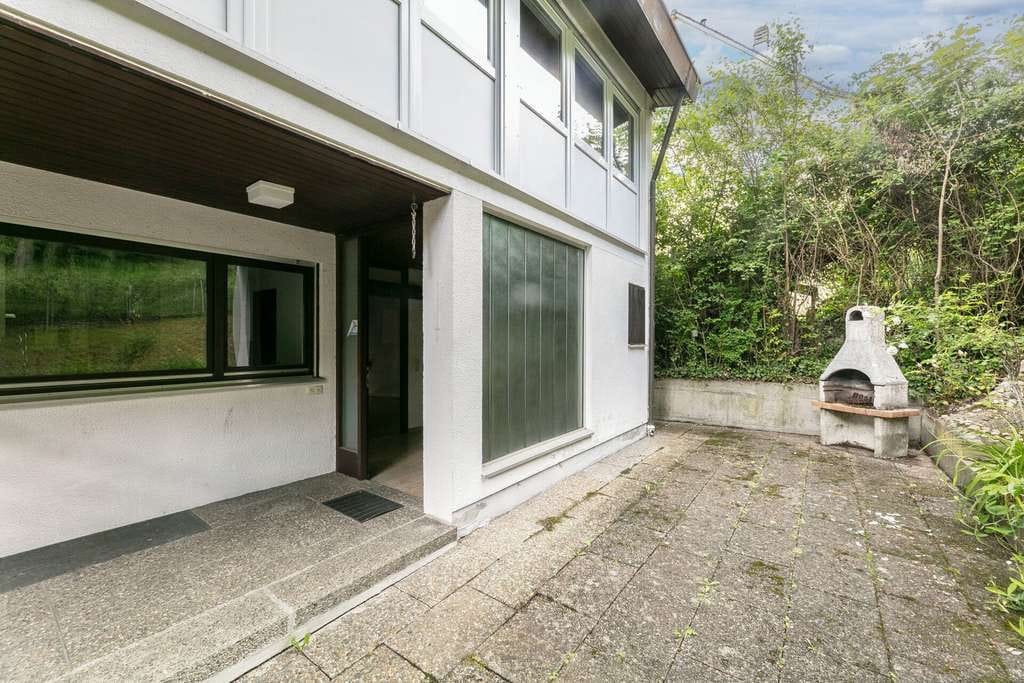 Immobilie in Blaustein - Split-Level-Doppelhaushälfte mit sonniger Terrasse in ruhiger Wohnlage - Bild 2