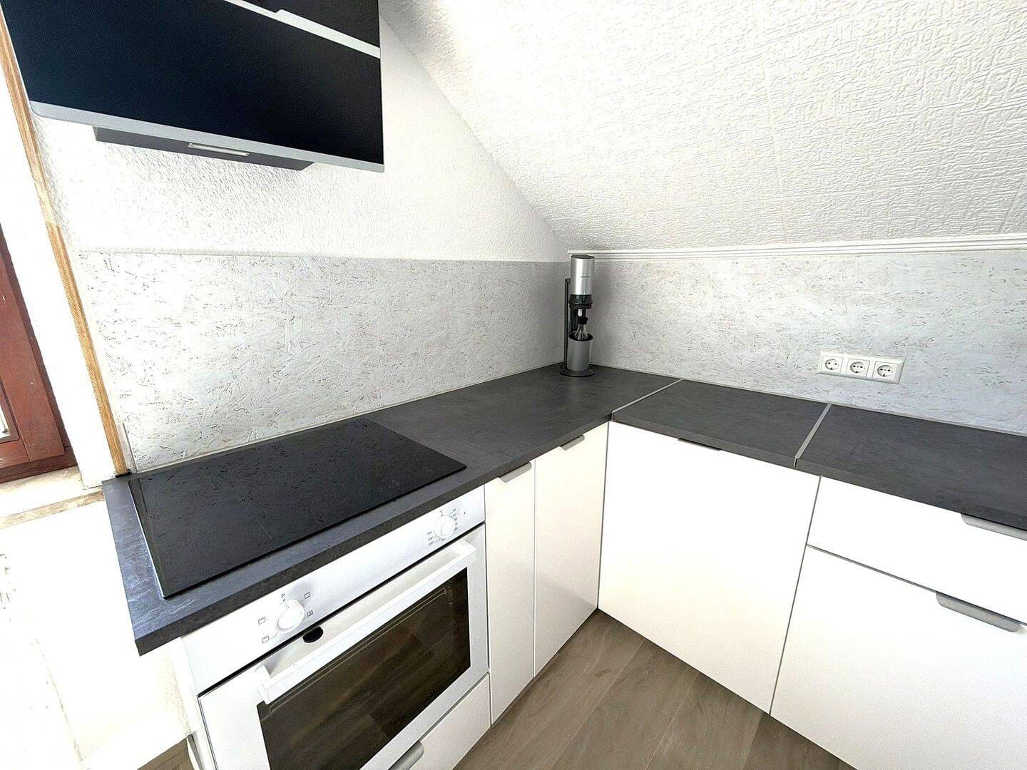 Immobilie in Rieschweiler-Mühlbach - Freistehendes Zweifamilienhaus mit Wintergarten, 2 Garagen und vielseitigen Nutzungsmöglichkeiten - Bild 1
