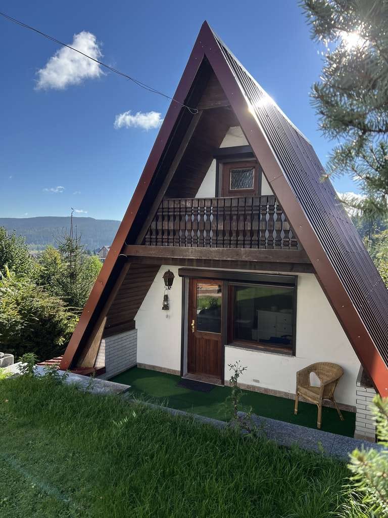 Immobilie in Tambach-Dietharz - tolles Einfamilienhaus mit großem geschlossenem Carport, Gästehaus und Sauna - Bild 4