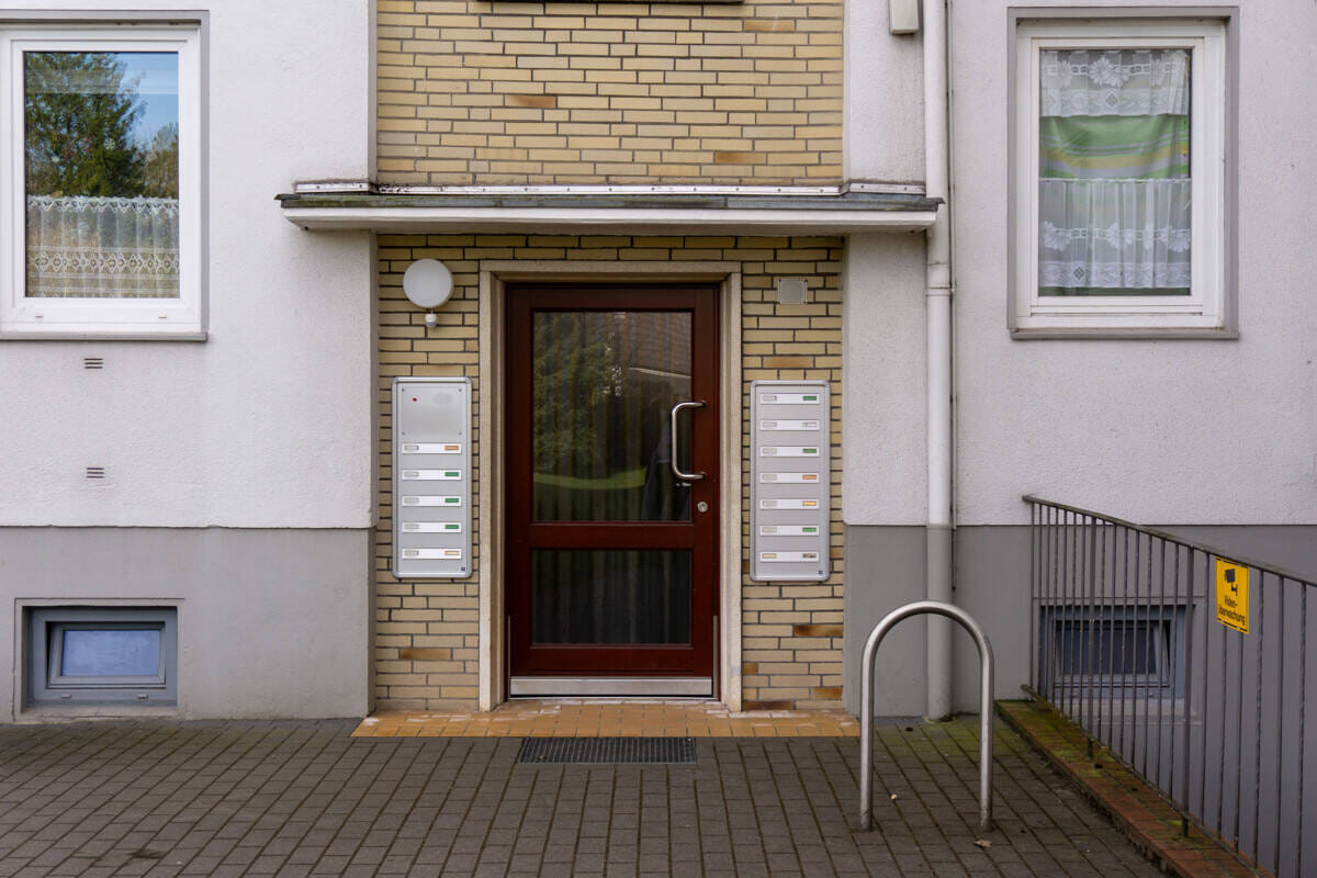 Immobilie in Bremen - PURNHAGEN-IMMOBILIEN -  Modernisierungsbedürftige 1-Zimmer-Wohnung mit Balkon in ruhiger Lage von Rönnebeck - Bild 1