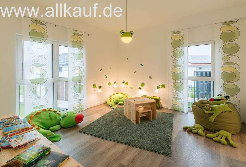 Immobilie in Riesbürg - Endlich Platz für Spielzeug... und noch mehr Spielzeug - Bild 3