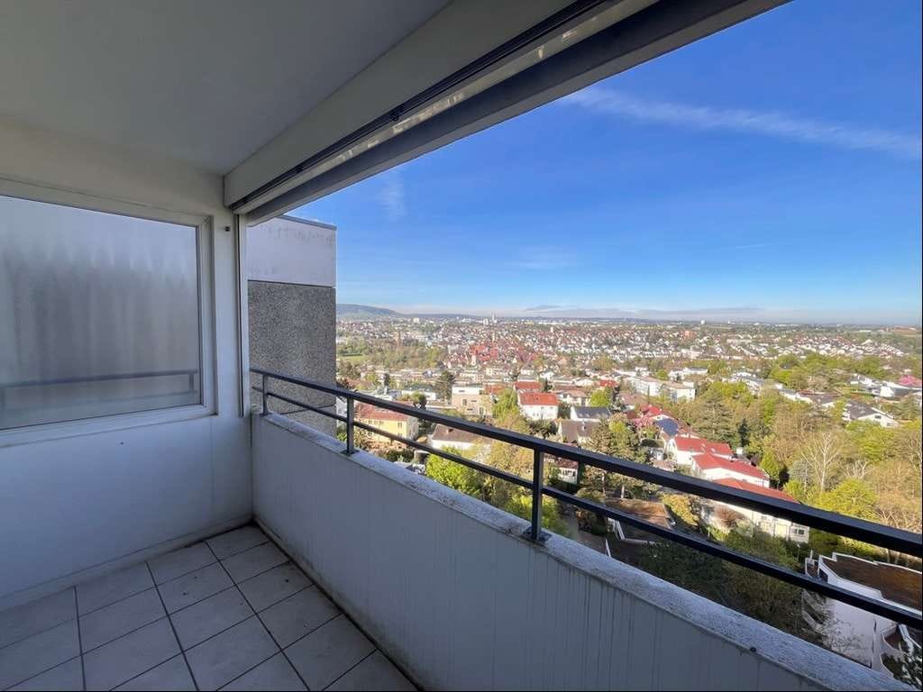 Immobilie in Waiblingen - Waiblingen: Helle 3-Zimmer-Wohnung mit traumhaftem Ausblick  - Bild 3