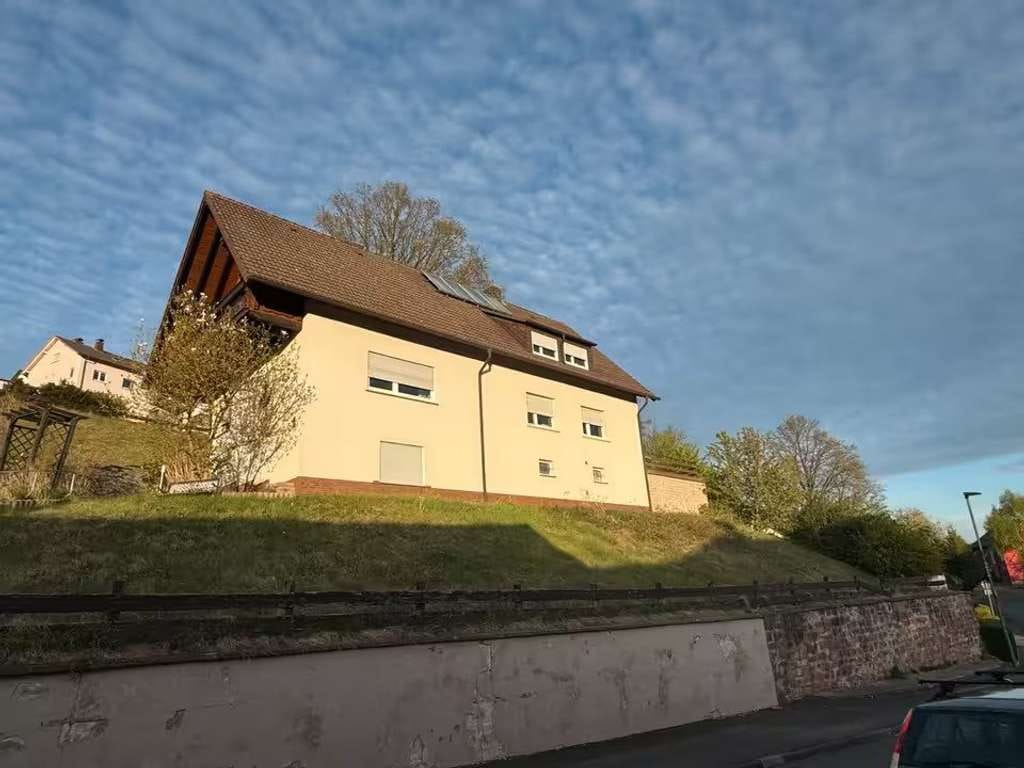 Immobilie in Burghaun - Burghaun, 1-2 Fam. Haus - Bild 3