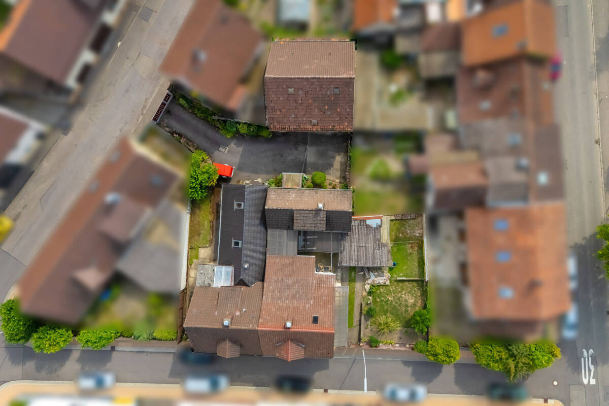 Immobilie in Niefern-Öschelbronn - Entkernte DHH für kreative Handwerker - Bild 3